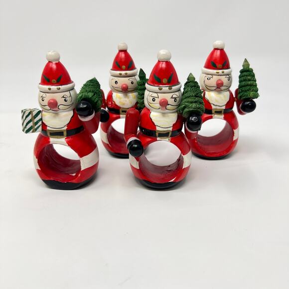 Set of 4 Vintage Handmade Red Wood Santa Claus Napkin Rings Farmhouse Cottage - Picture 1 of 10